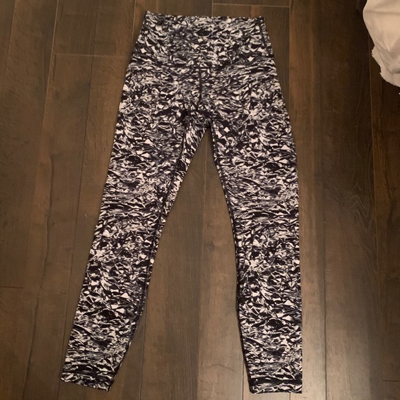 lululemon athletica Pants - black and white lululemon specialty leggings